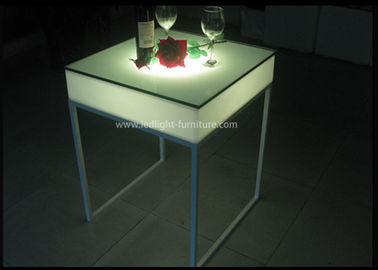 China 60*60cm Quadrat kundengebundener LED Cocktail-Tisch, Portable leuchten Bartisch  fournisseur