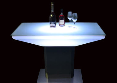 China Polyäthylen-Huka-Nacht leuchten Möbel-Club-Tabelle mit buntem LED-Licht fournisseur