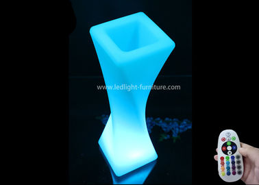 China Fernsteuerungs-LED-Blumen-Töpfe batteriebetriebene enthaltene Lampe RGB LED fournisseur