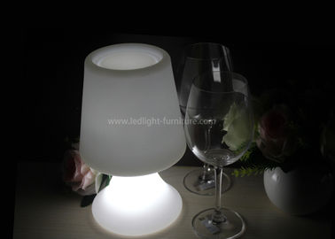 China 24 dekorative Tischlampen der Schlüssel-Fernbedienungs-LED für Restaurant-Dekoration fournisseur