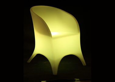 China Batterie-Gestalt im bunten Glühen-Möbel-Sofa-Stuhl für Garten-Dekoration im Freien fournisseur