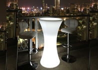 China Hohe runde Cocktail-Tisch-Möbel eingestellt mit bunter Beleuchtung Firma